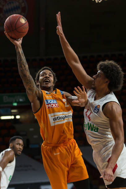 他的故事早 他的故事早