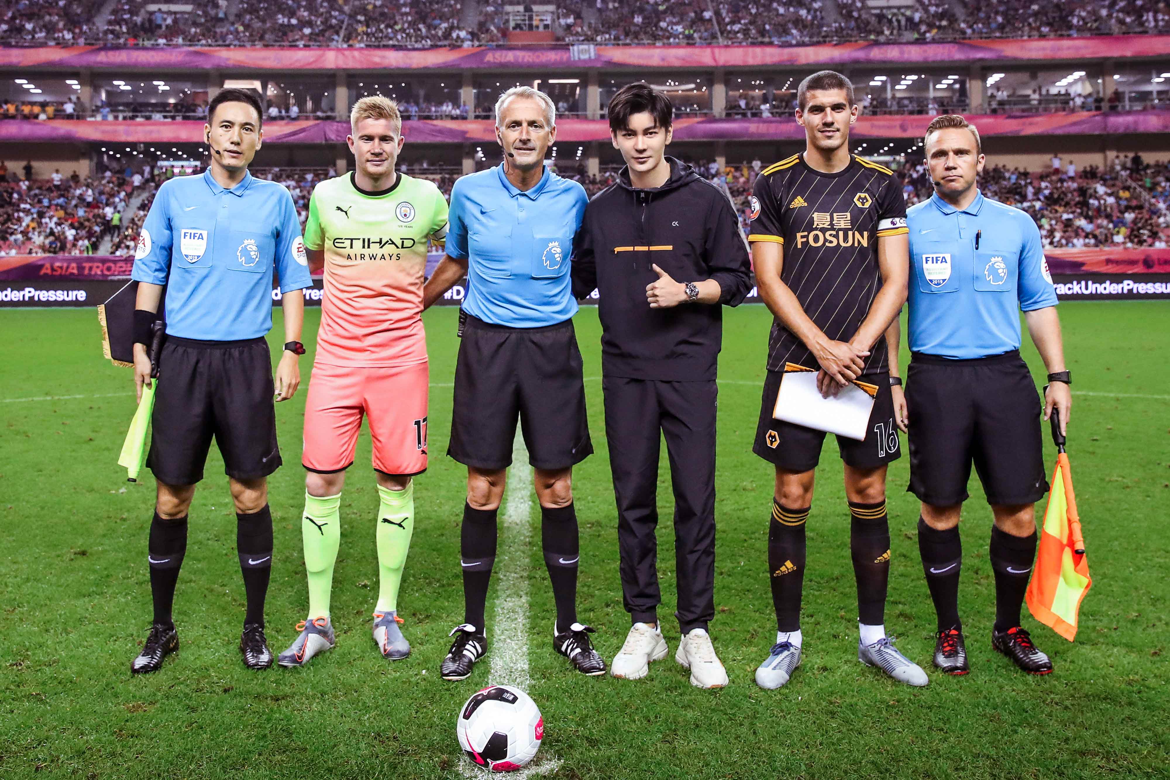 冰雪运动在 冰雪运动在