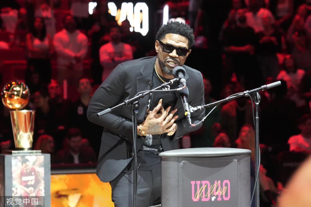 滑雪运动的 滑雪运动的